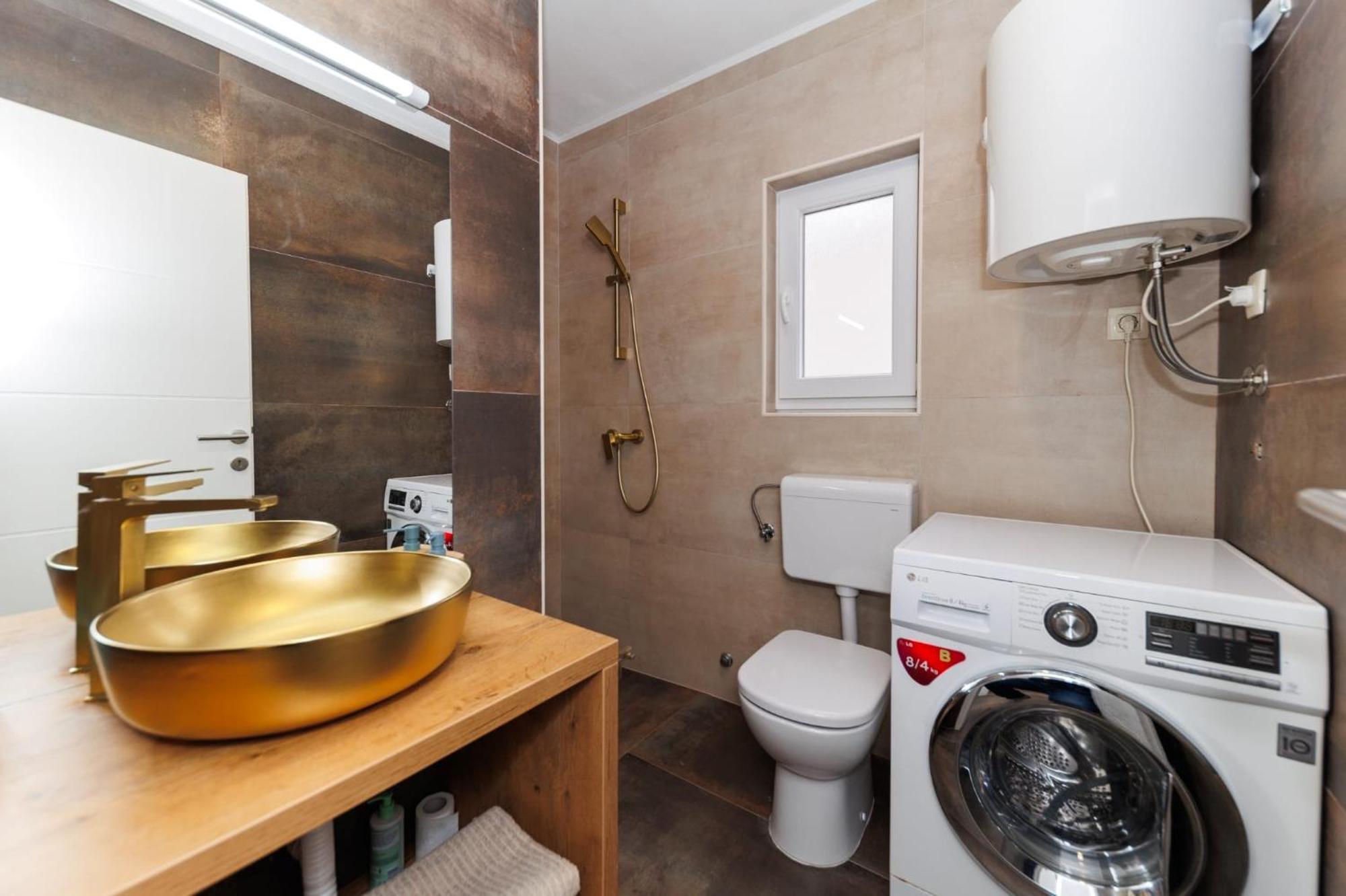 Apartments 23 And 25 With Free Private Parking Zadar Exterior foto