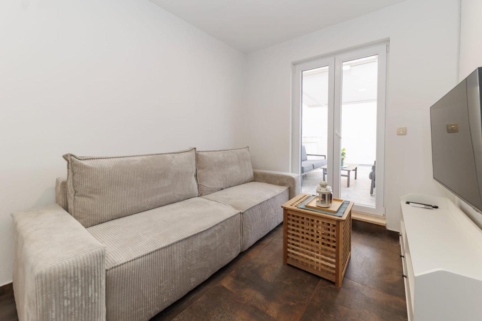 Apartments 23 And 25 With Free Private Parking Zadar Exterior foto